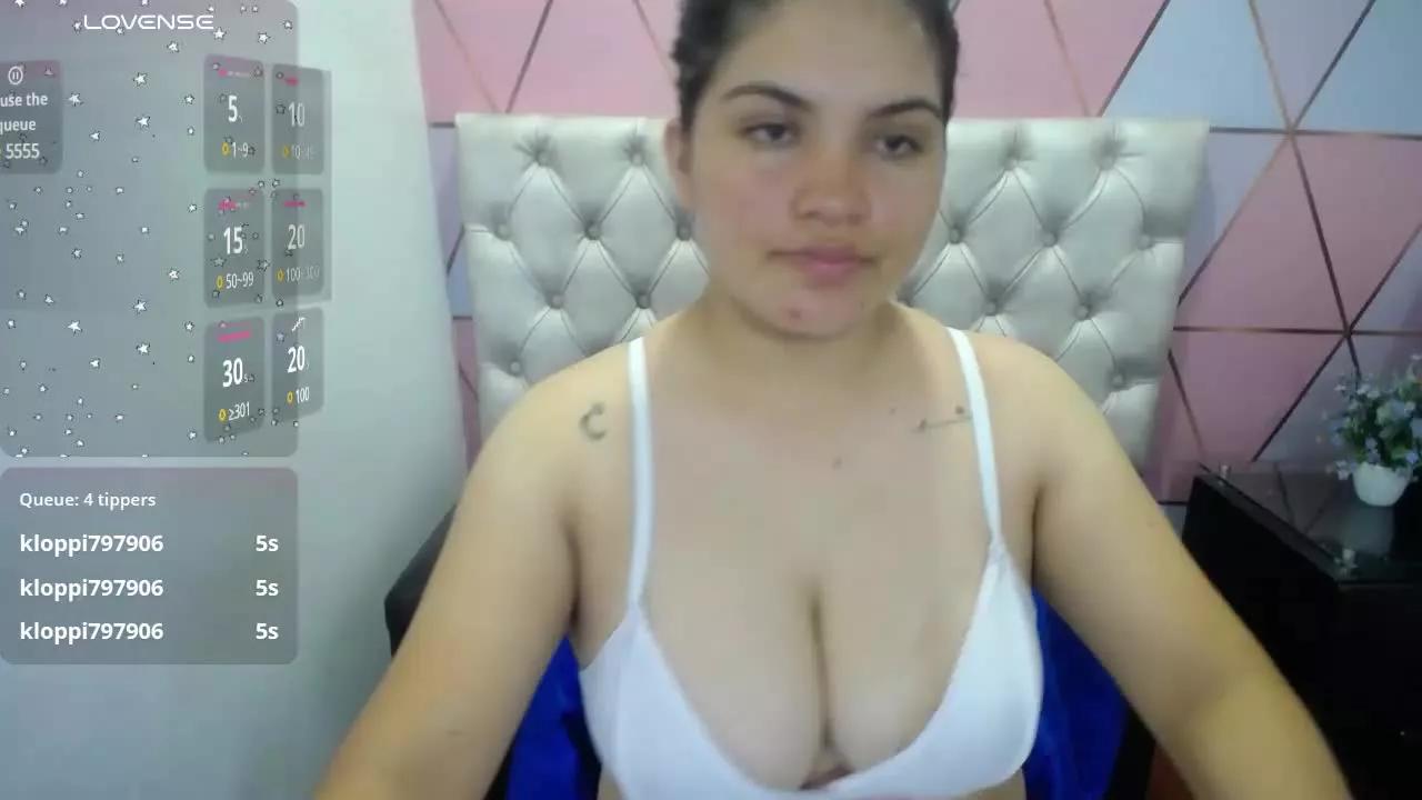 tKataSantana from Streamray