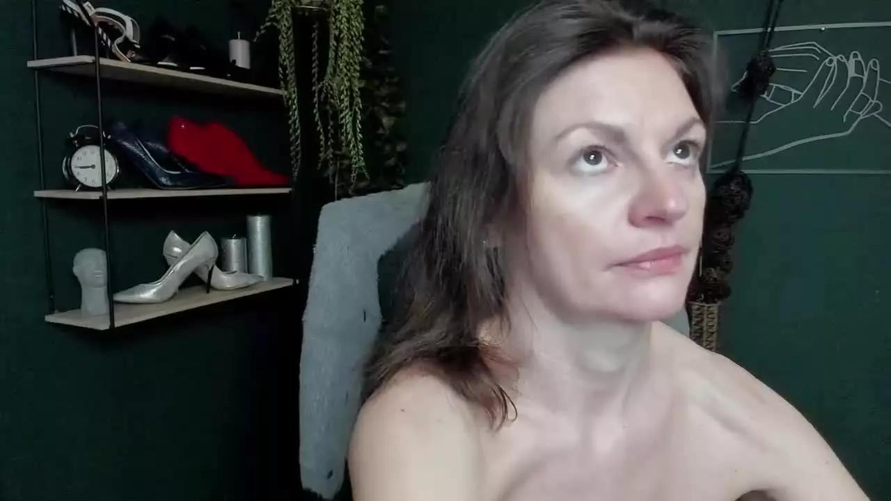 VivianTasty from Streamray