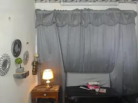 --MULAN-- from StripChat