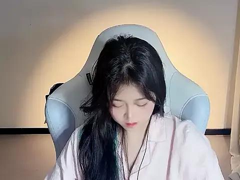 -chenchen from StripChat is Freechat
