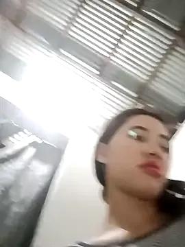 -Nicol from StripChat is Freechat