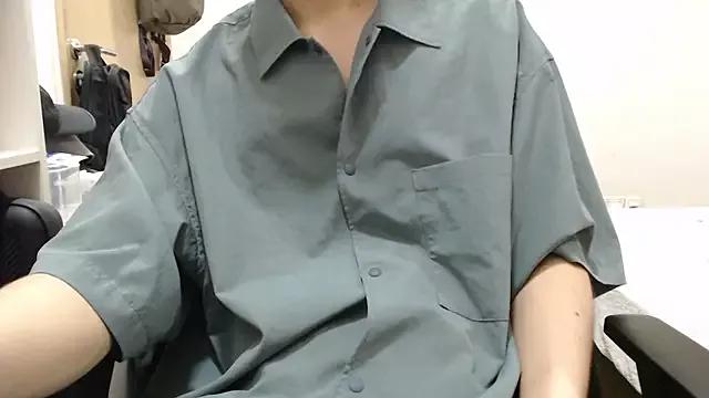 16hornydog from StripChat is Freechat