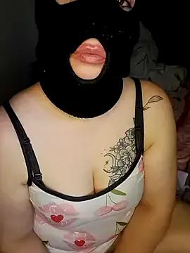 1Malika from StripChat is Freechat