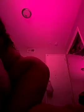 1n0nlythroat from StripChat