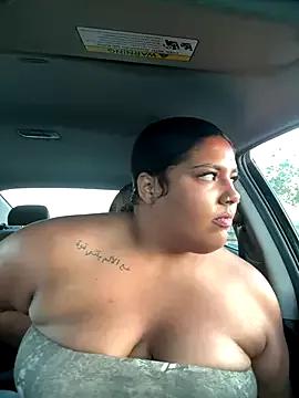 1n0nlythroat from StripChat