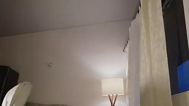 4444ngel from StripChat