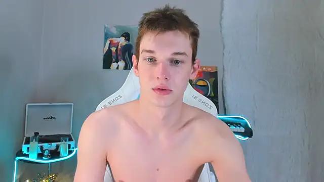 4ever_dude from StripChat