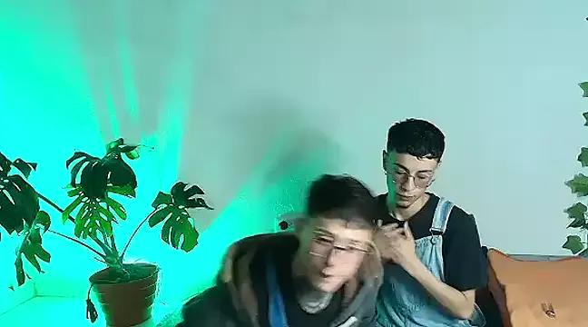 7_Saturno_7 webcams show profile image 