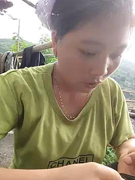 __Lina202__ from StripChat