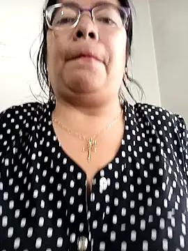 __valentina18 from StripChat