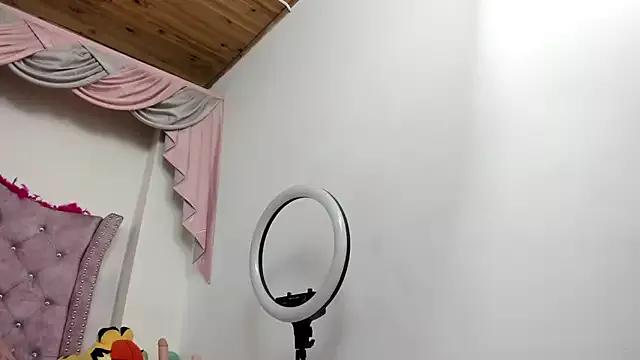 _Abby_white_ from StripChat