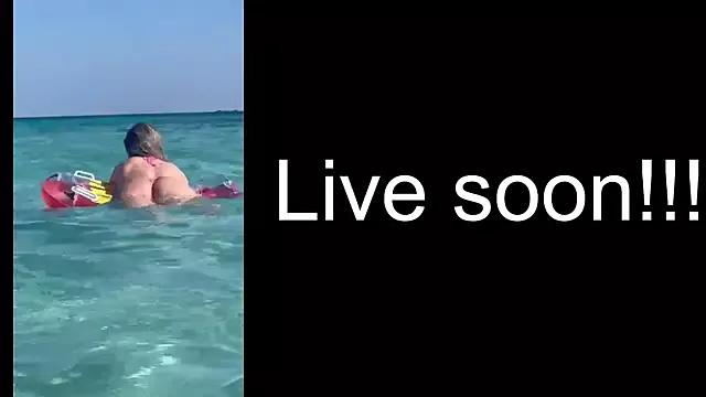 _Allie_ from StripChat