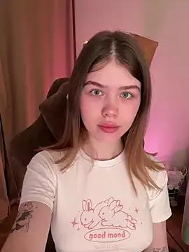_Amberlley from StripChat is Freechat
