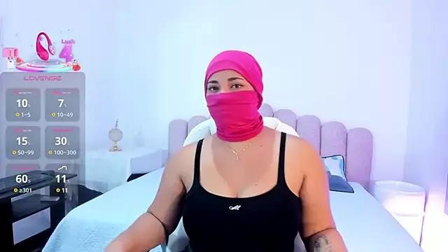 _Daniaa from StripChat is Freechat