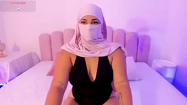 _Daniaa from StripChat is Freechat