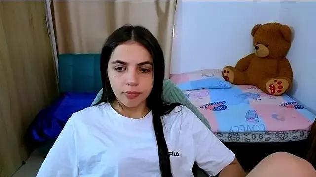 _elenna from StripChat