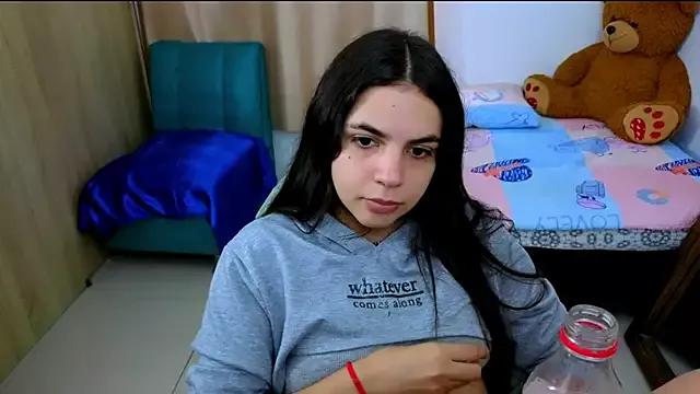 _elenna from StripChat