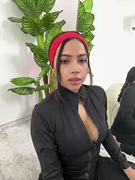 _Emily_Thompson_ from StripChat is Freechat