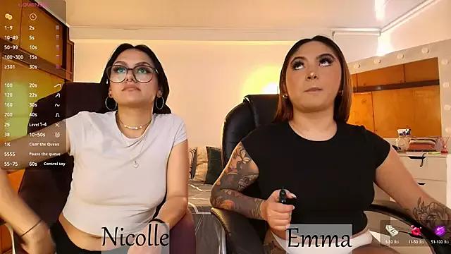 _Emma11 from StripChat