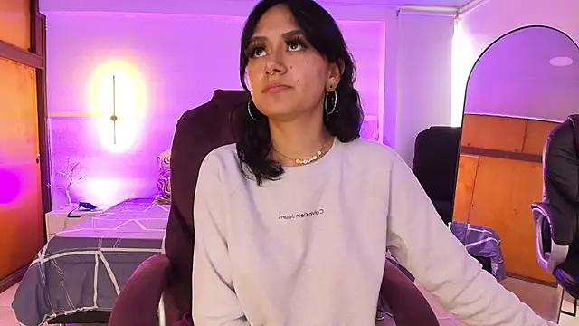 _Emma11 from StripChat
