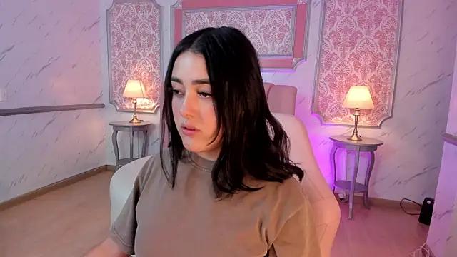 _EmmaAdamms from StripChat