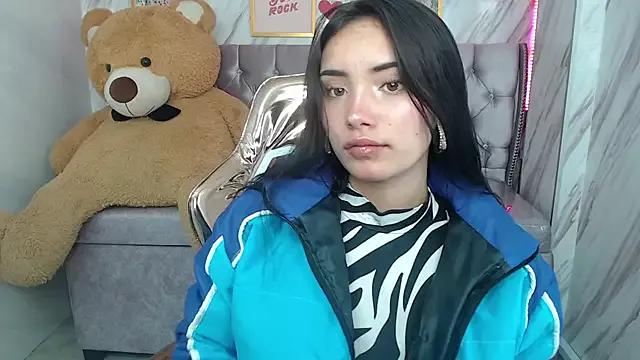 _Esther_Toro_b from StripChat is Freechat