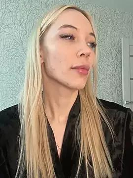 _HollyWay_ webcams show profile image 