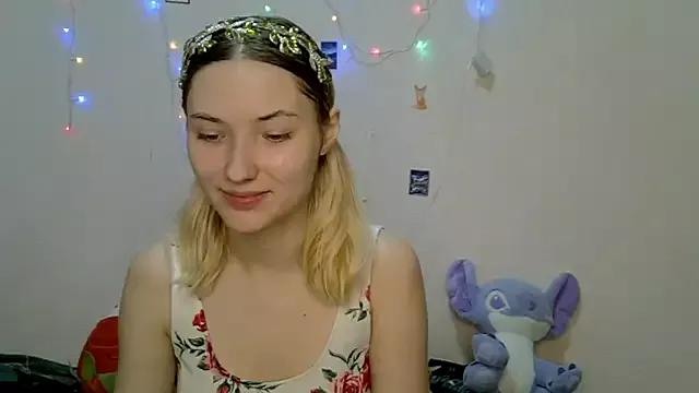 _kikiclark__ from StripChat