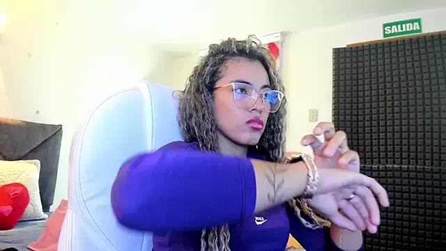 _lili_rose from StripChat