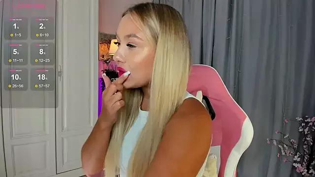 _Loneve__ webcams show profile image 
