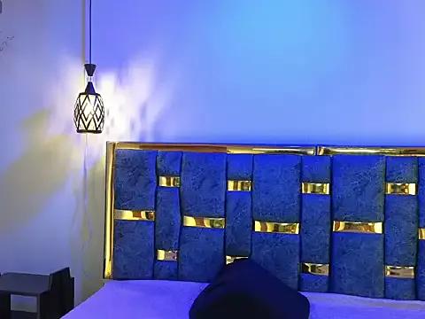 _luisa_smith from StripChat is Freechat