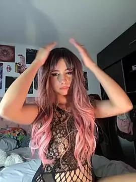 _maki__ webcams show profile image 