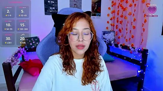 _Moon_Johnson from StripChat