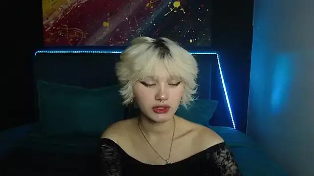 _moonlight09 from StripChat