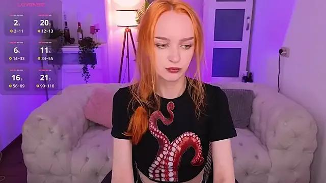 Discover our girls online shows and discover the company of countless livestreamers, with stunning shapes, sex toys and more.