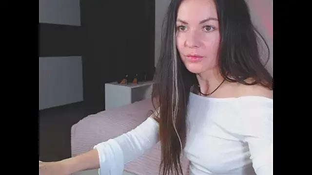 _Rapun_amelinamersi_ from StripChat is Freechat