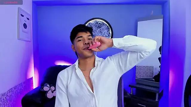 _raul_lima from StripChat is Freechat