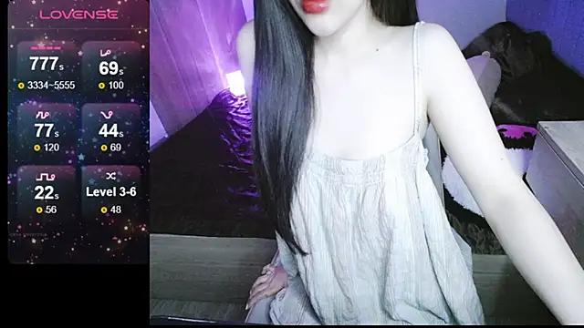 _Viviann_ from StripChat