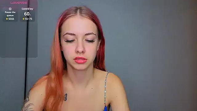 A_Karolina from StripChat is Freechat