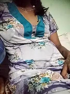 aadhini01 from StripChat