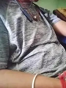 aadhini01 from StripChat