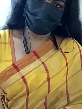 Aadhini99 from StripChat