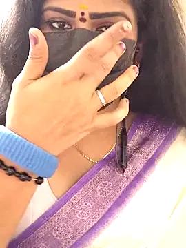 Aadhini99 webcams show profile image 