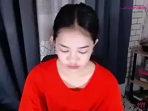 aaliyah_walker from StripChat
