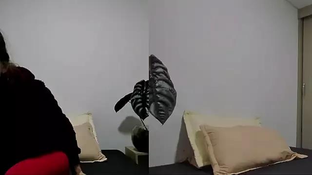 aalyce_syn from StripChat