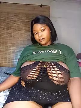 Aalyiah445 from StripChat