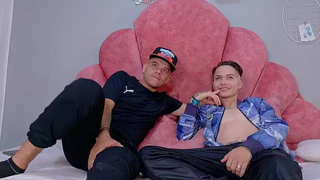 Aaron_and_chris from StripChat is Freechat