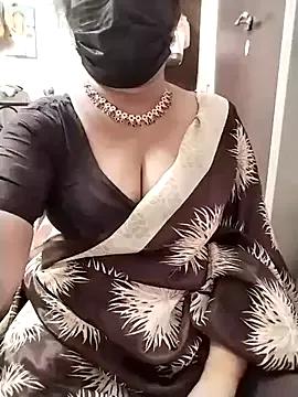 aarthika from StripChat