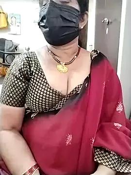 aarthika from StripChat