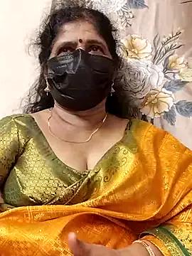 aarthika from StripChat